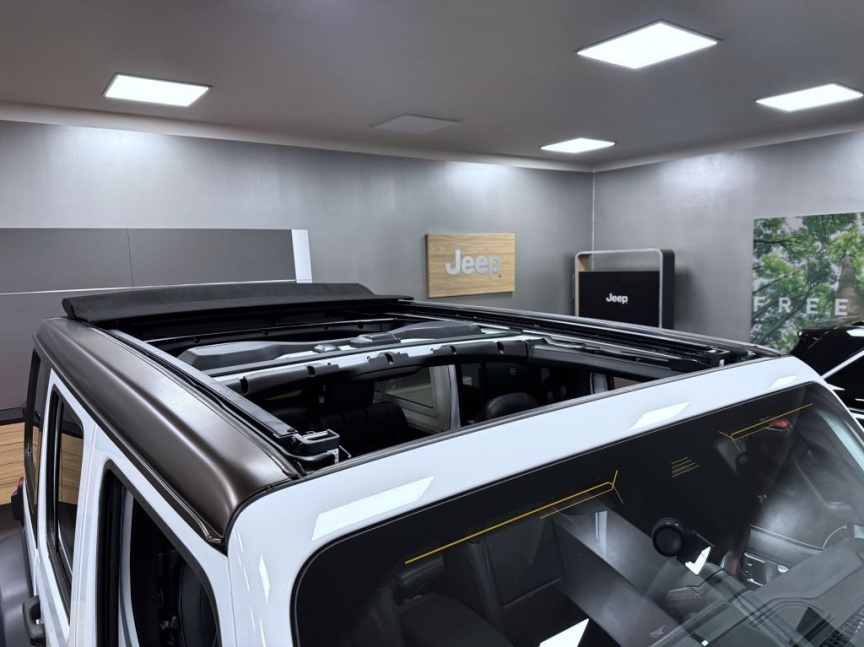 Jeep Wrangler Unlimited 2.0T 272k AT8 Rubicon BY IMOFA EDITION*123* k