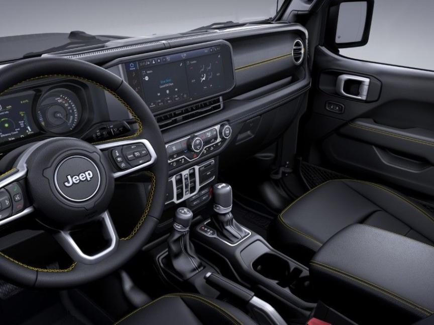 Jeep Wrangler Unlimited 2.0T 272k AT8 Sahara *238*