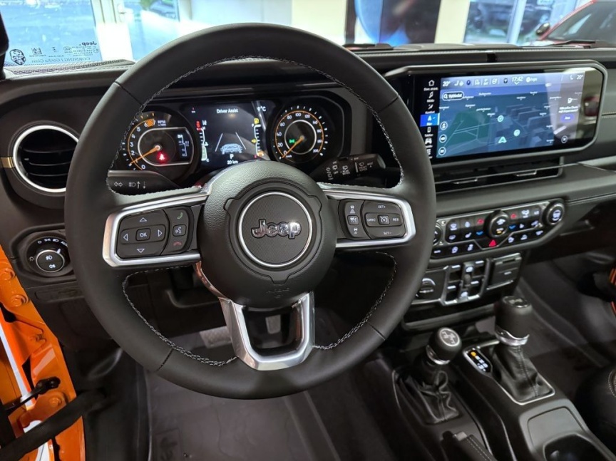 Jeep Wrangler Unlimited 2.0T 272k AT8 Sahara *464*