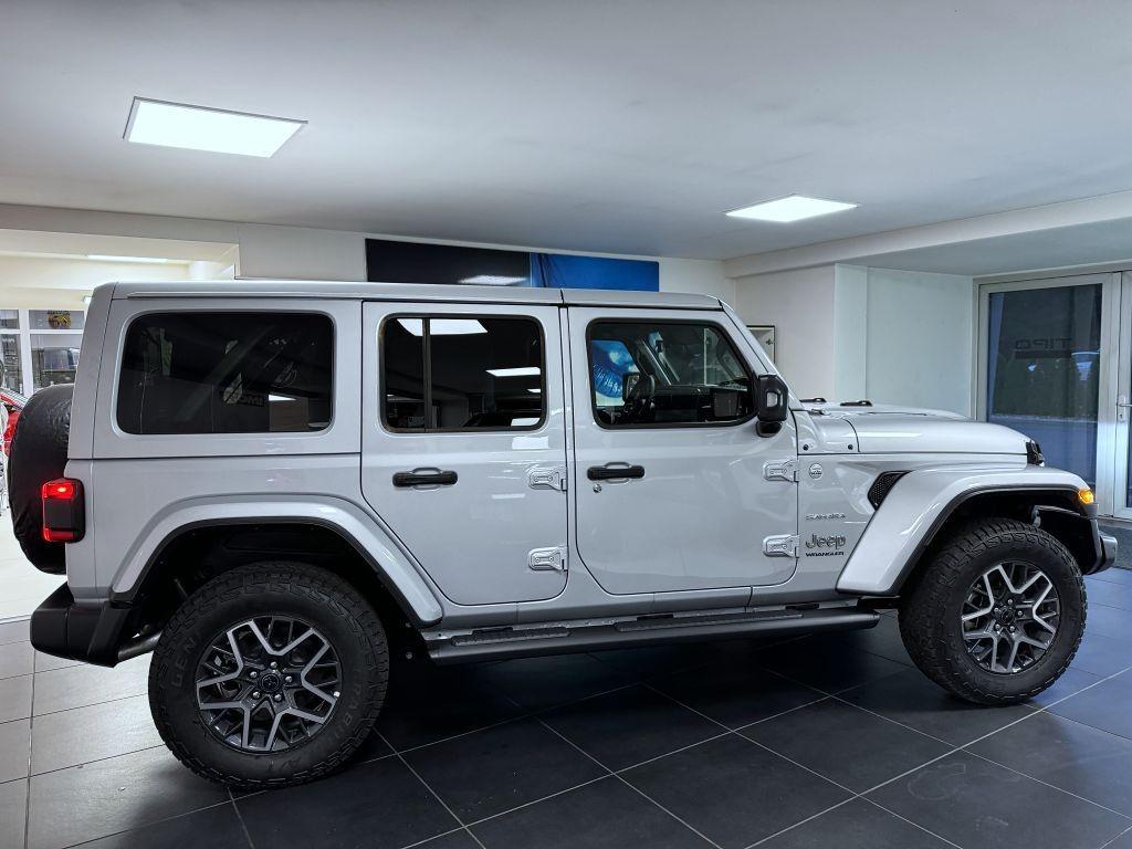 Jeep Wrangler Unlimited 2.0T 272k AT8 Sahara *506* k