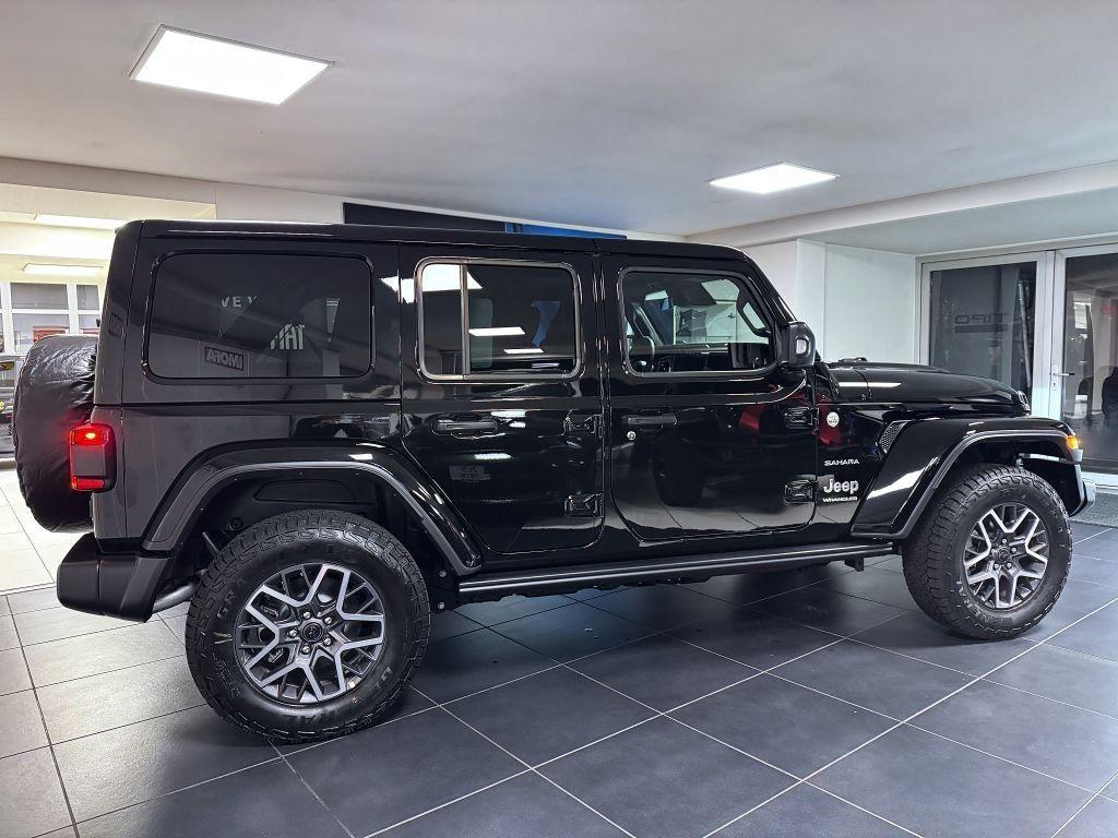 Jeep Wrangler Unlimited 2.0T 272k AT8 Sahara *510* k