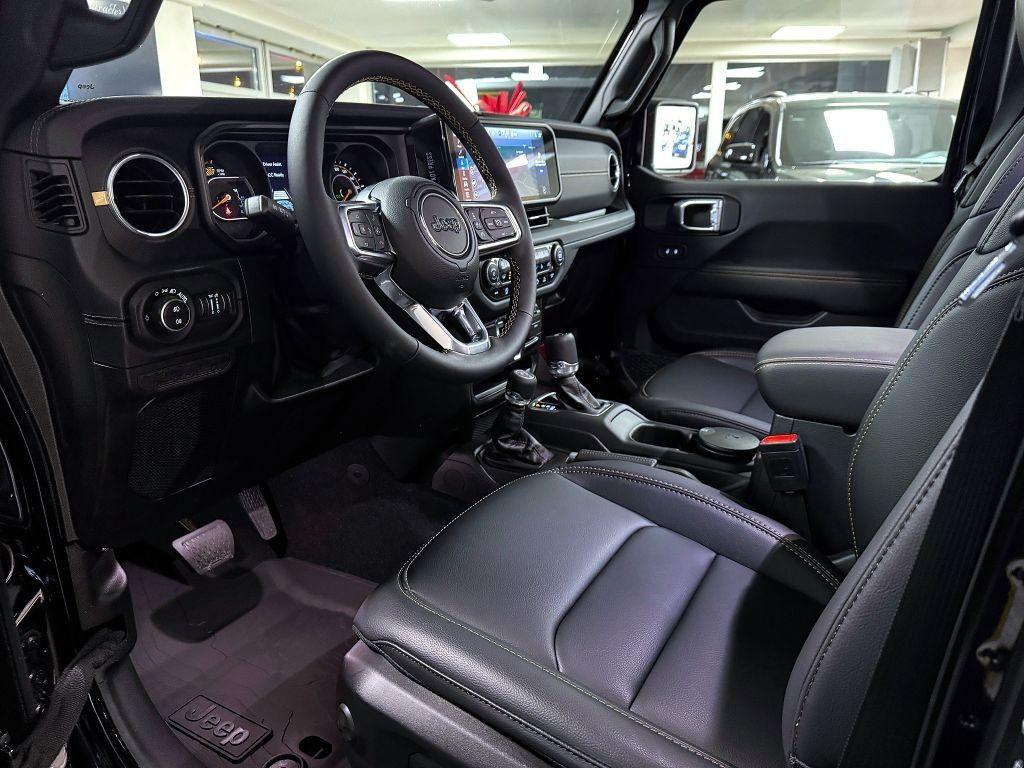 Jeep Wrangler Unlimited 2.0T 272k AT8 Sahara *510* k