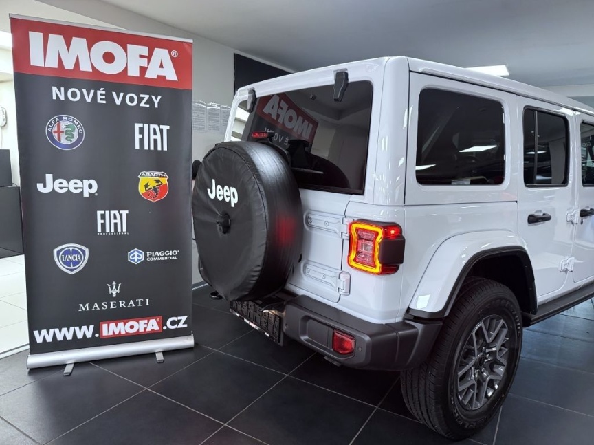 Jeep Wrangler Unlimited 2.0T 272k AT8 Sahara *805*