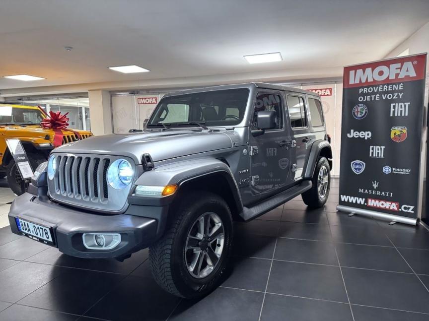 Jeep Wrangler Unlimited 2.0T 272k AT8 Sahara