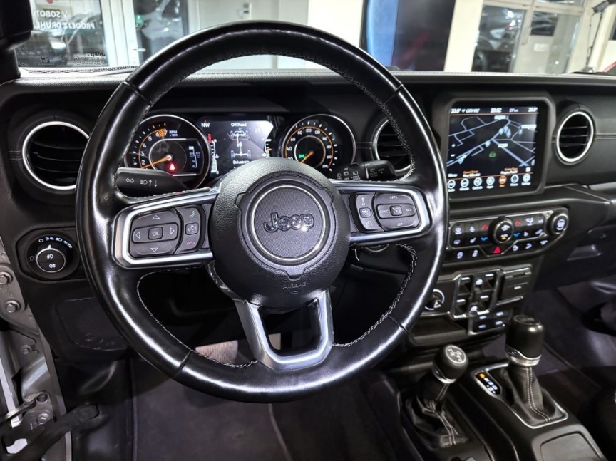 Jeep Wrangler Unlimited 2.0T 4x4 272k AT8 Sahara