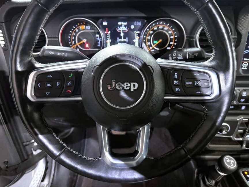 Jeep Wrangler Unlimited 2.0T 4x4 272k AT8 Sahara