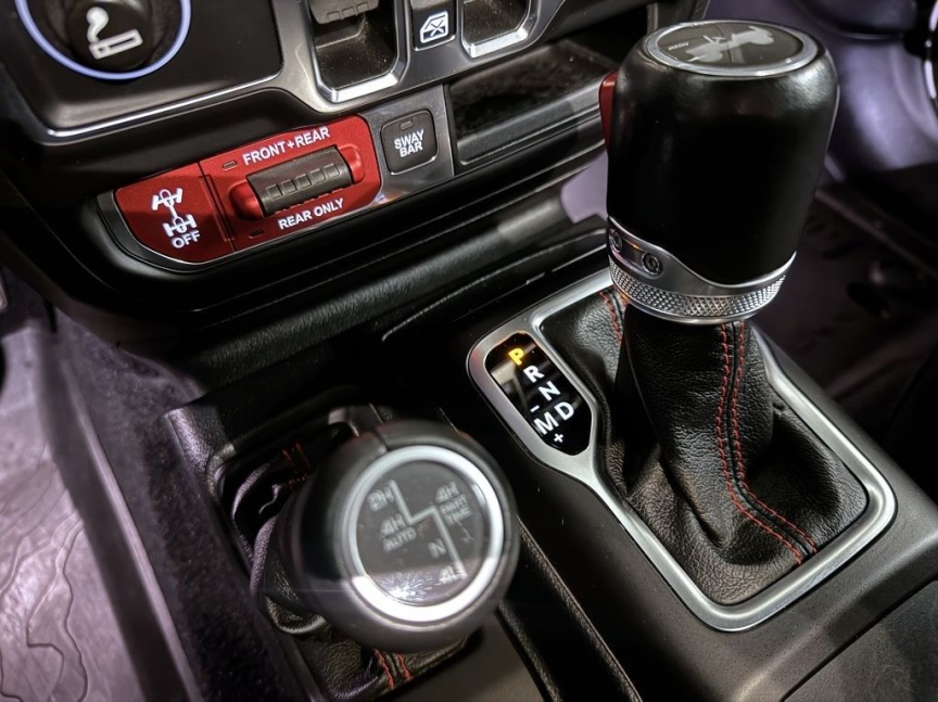 Jeep Wrangler Unlimited 2.0T 4x4 272k AT8 ZF Rubicon