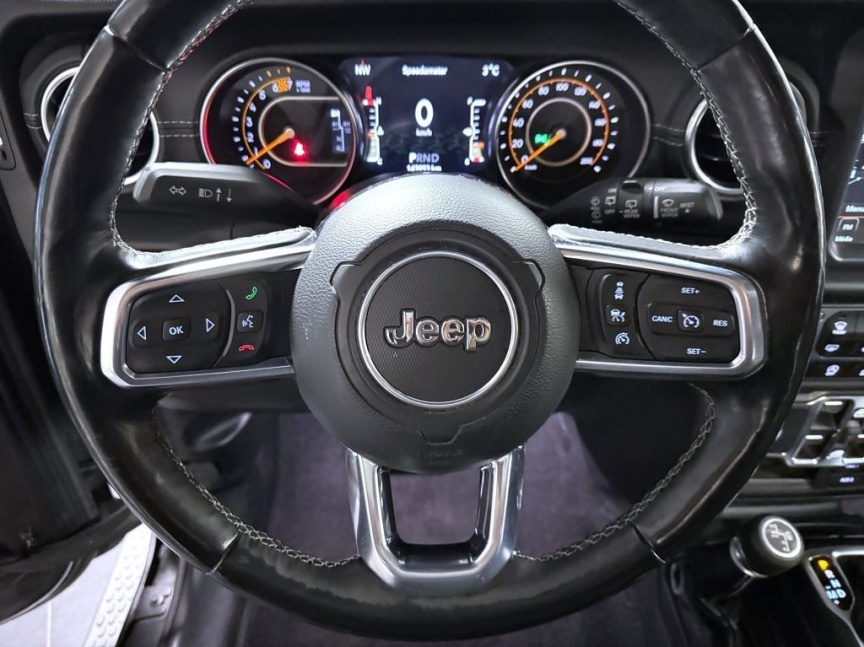 Jeep Wrangler Unlimited 2.0T 4x4 272k AT8 ZF Sahara