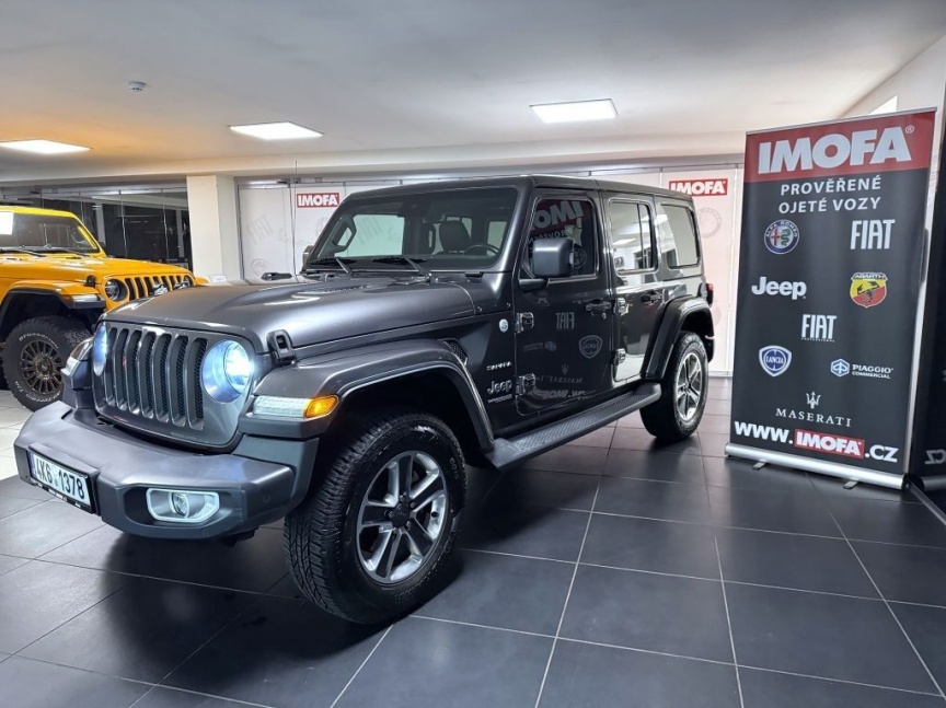 Jeep Wrangler Unlimited 2.0T 4x4 272k AT8 ZF Sahara