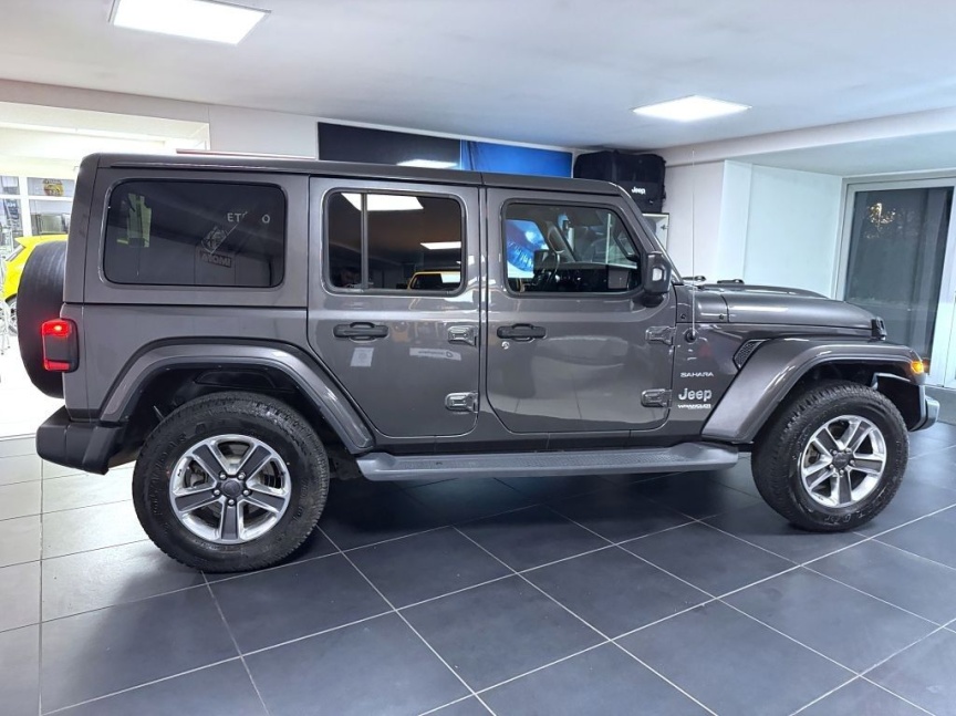 Jeep Wrangler Unlimited 2.0T 4x4 272k AT8 ZF Sahara