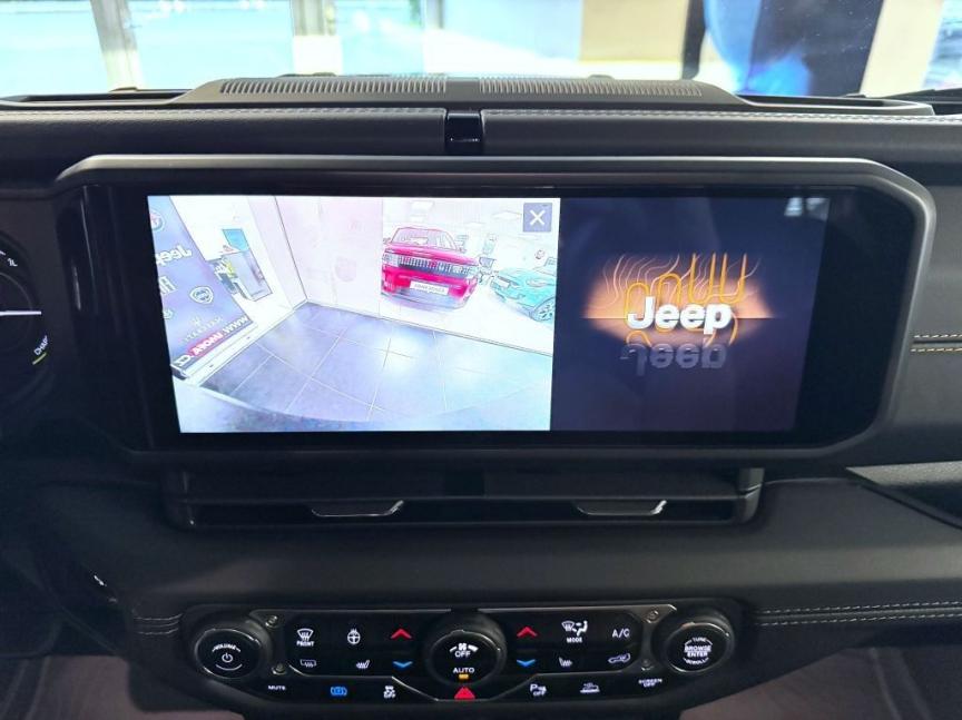 Jeep Wrangler Unlimited 2.0T 4xe PHEV 380k AT8 Sahara *810*