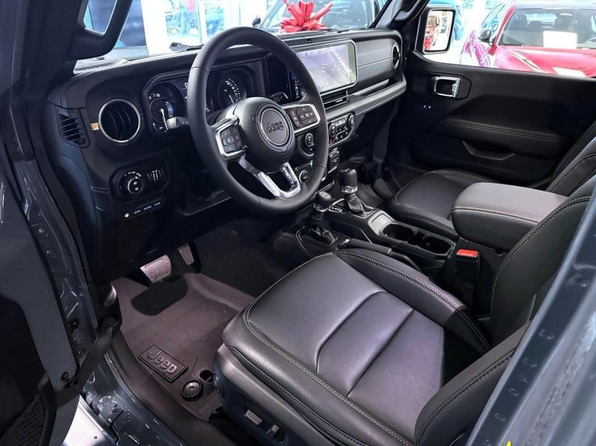 Jeep Wrangler Unlimited 2.0T 4xe PHEV 380k AT8 Sahara *810*