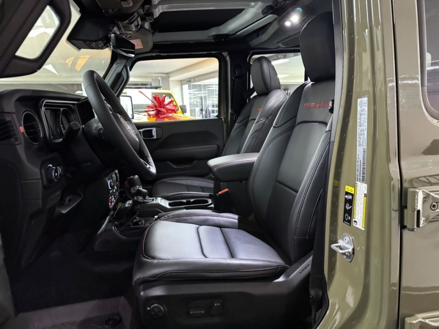Jeep Wrangler Unlimited 3,6 V6 290k AT8 Rubicon RECON X *017*