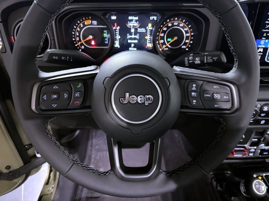 Jeep Wrangler Unlimited 3,6 V6 290k AT8 Rubicon RECON X *017*