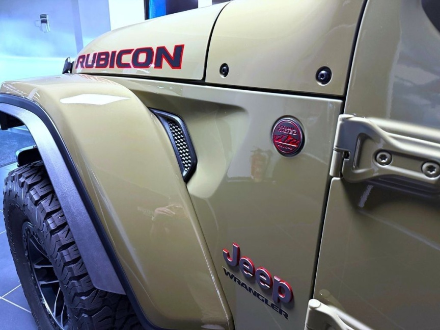 Jeep Wrangler Unlimited 3,6 V6 290k AT8 Rubicon RECON X *017*