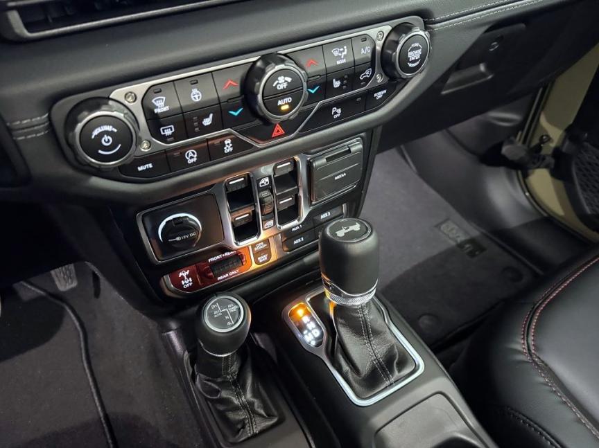 Jeep Wrangler Unlimited 3,6 V6 290k AT8 Rubicon RECON X *103*