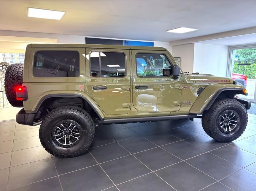 Jeep Wrangler Unlimited 3,6 V6 290k AT8 Rubicon RECON X *103*